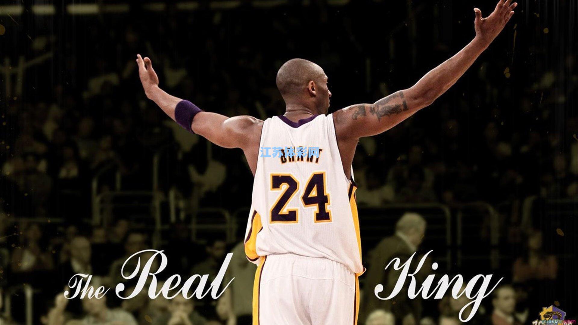 梅西破门指天致敬 永恒传奇马拉多纳